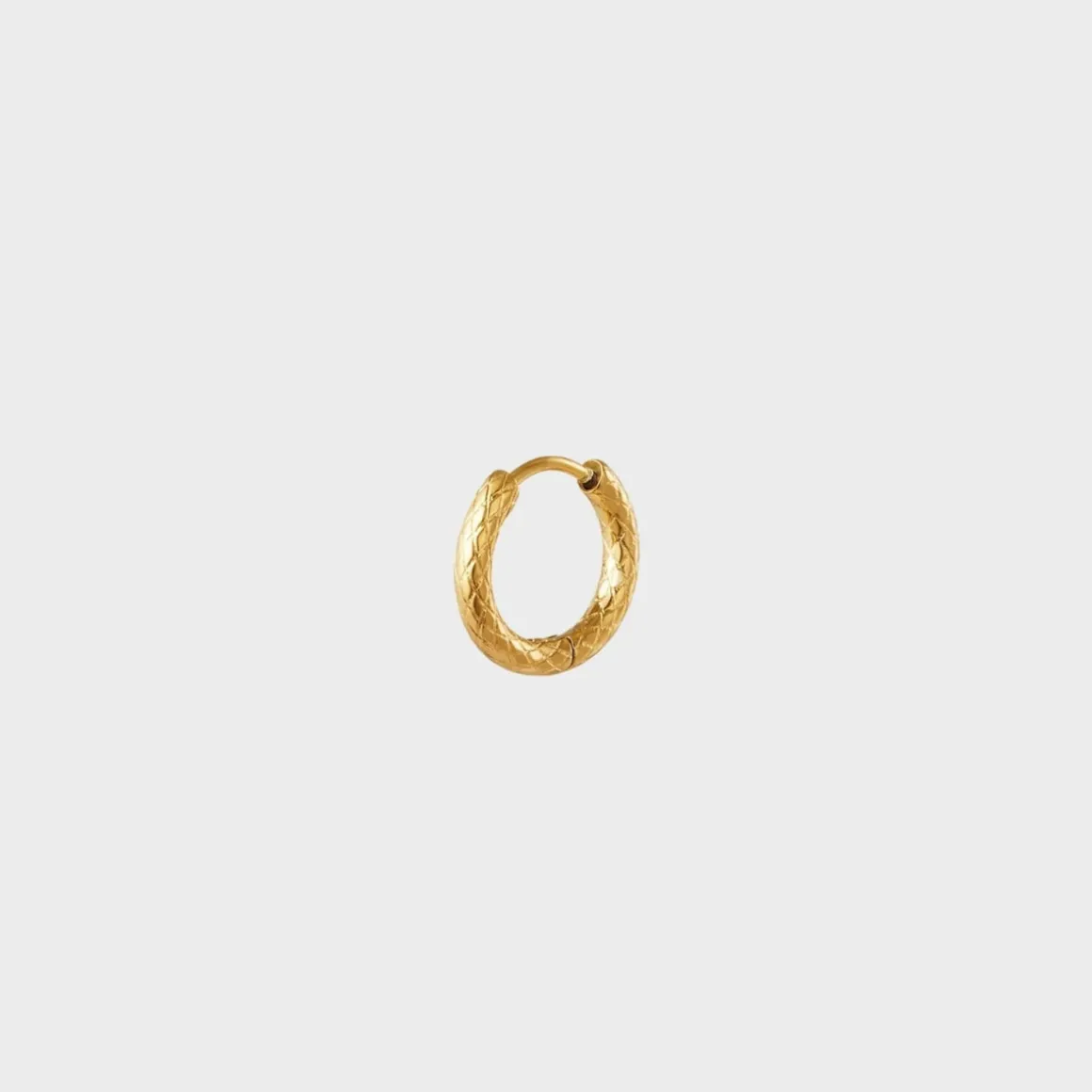 snakeskin_hoops_4.webp Winther Studio Øreringe | Favoritter*Snakeskin Hoops